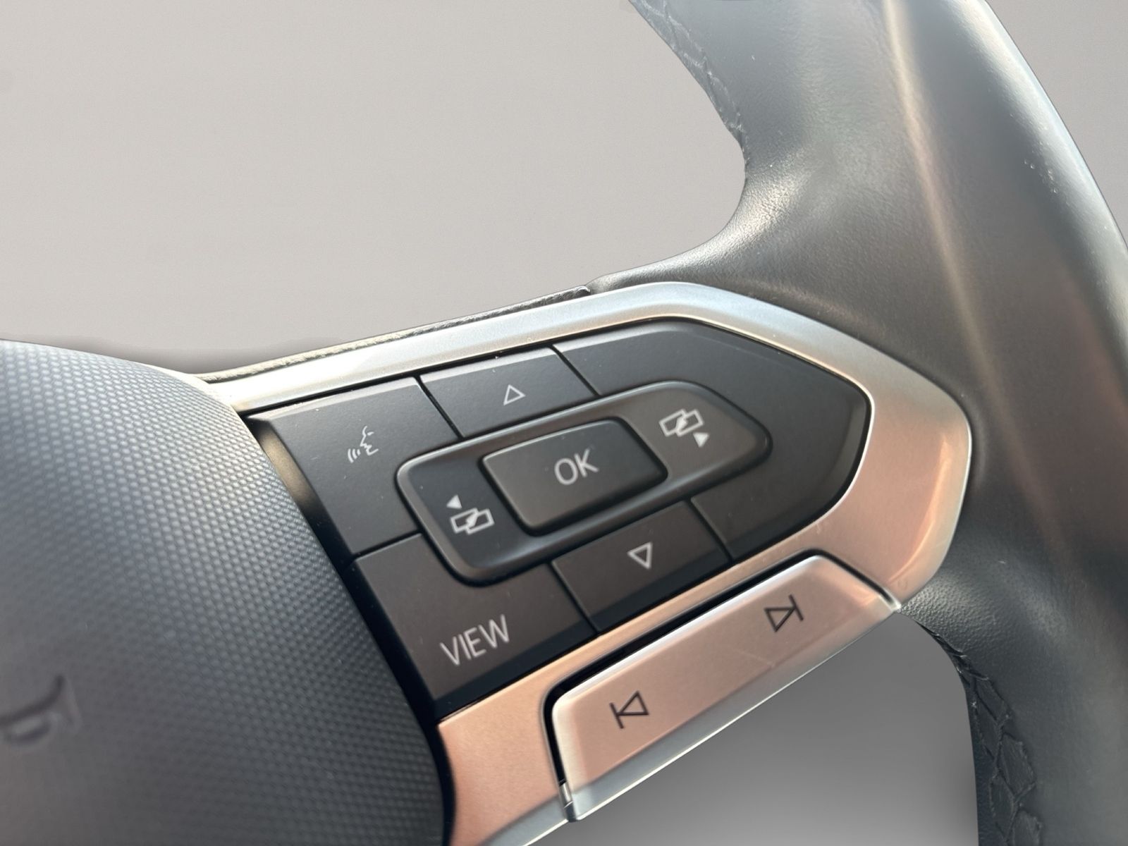 T6.1 Multivan 2.0 TDI Generation Six, AHK, Digit