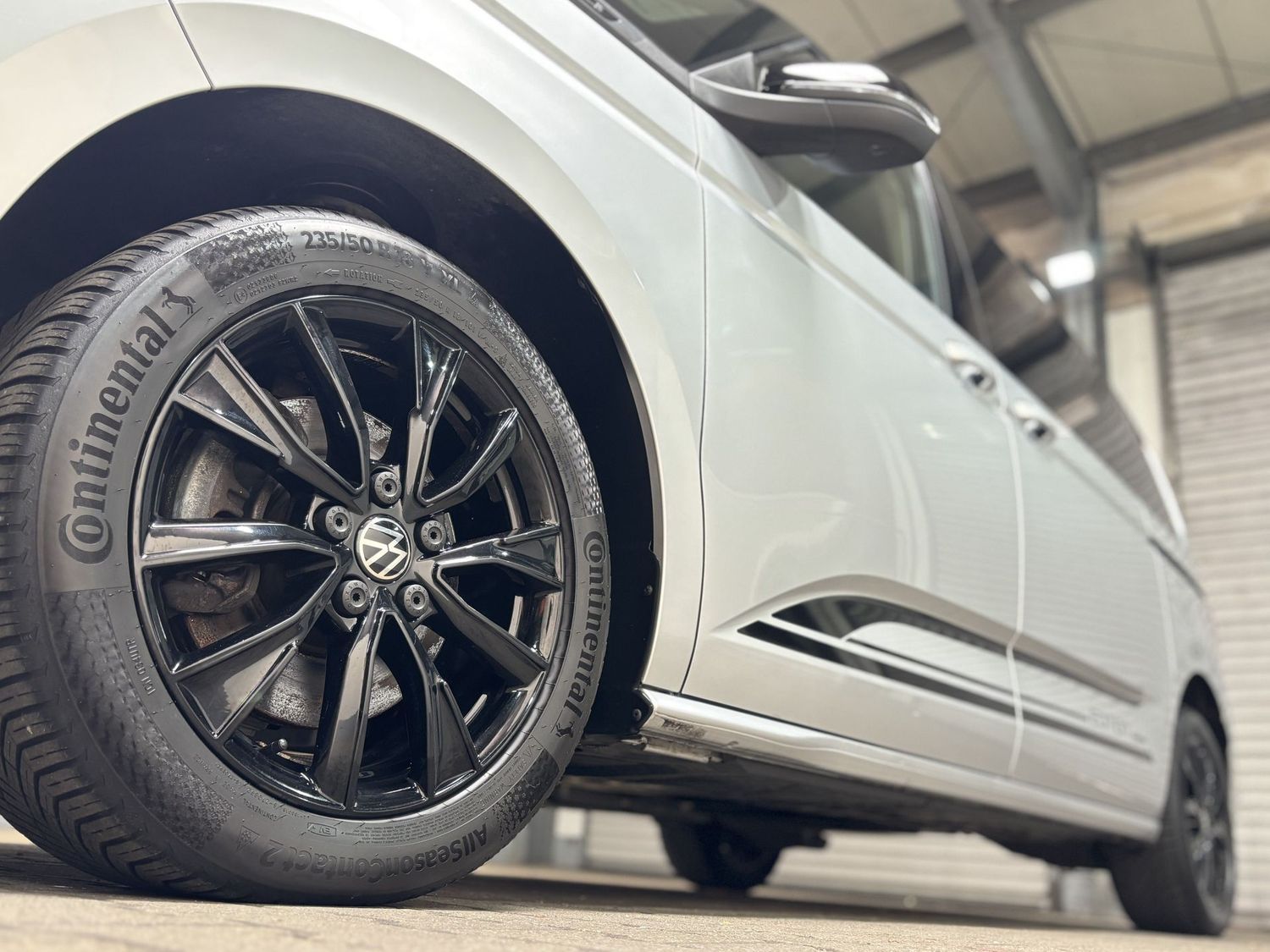 Fahrzeugabbildung Volkswagen T7 Multivan Edition#Virtual#Pano#Matrix#AHK#Kame