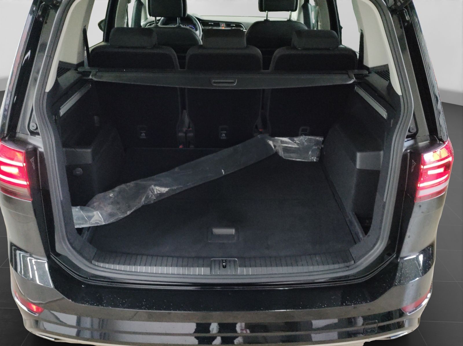 Volkswagen Touran - Bild 17