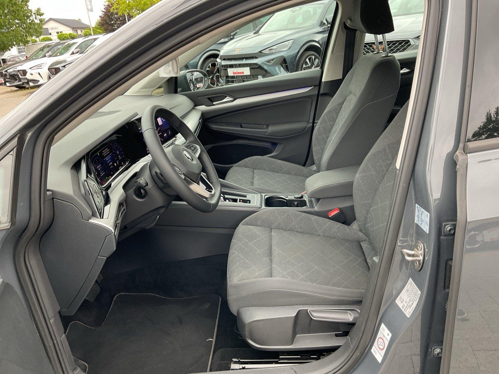 Volkswagen Golf VIII Variant 2.0 TDI DSG Life NAVI LED AHK, миниатюра 6
