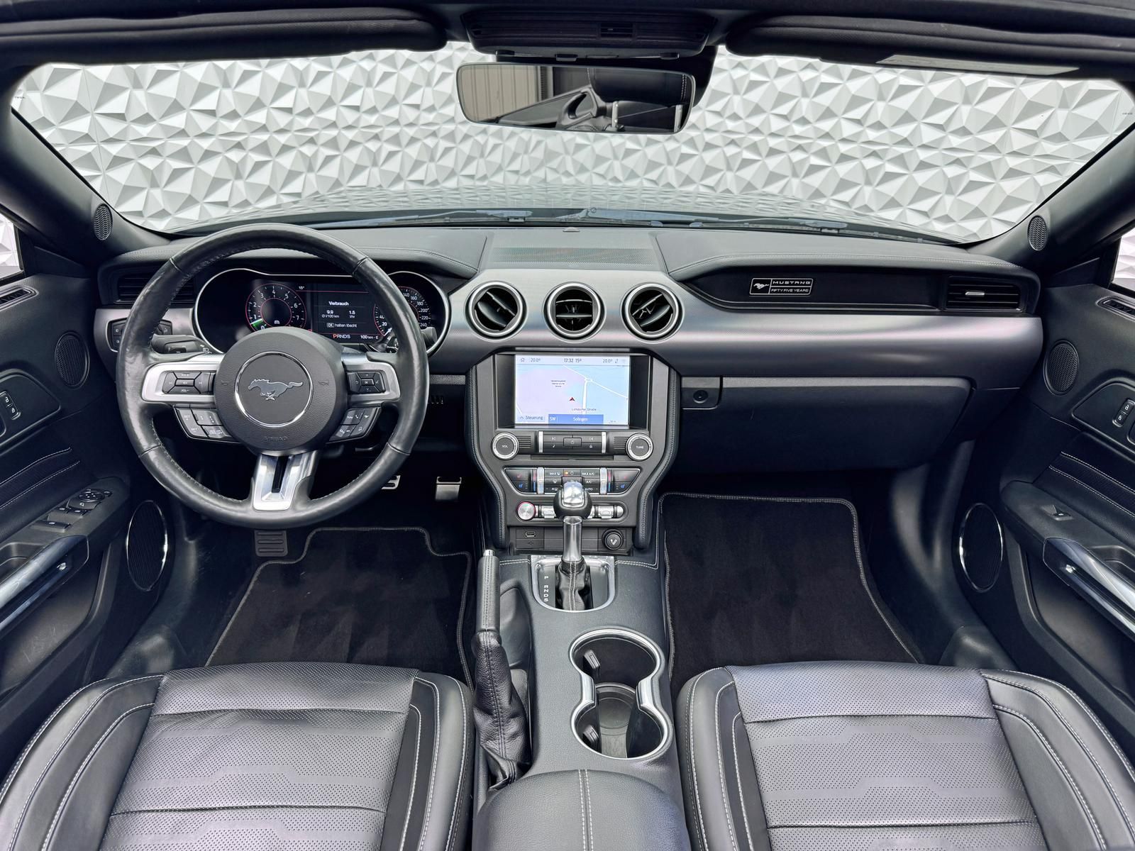 Fahrzeugabbildung Ford GT 5.0 CONVERTIBLE/B&O/KLAPPEN-AGA/55YEARS-EDIT