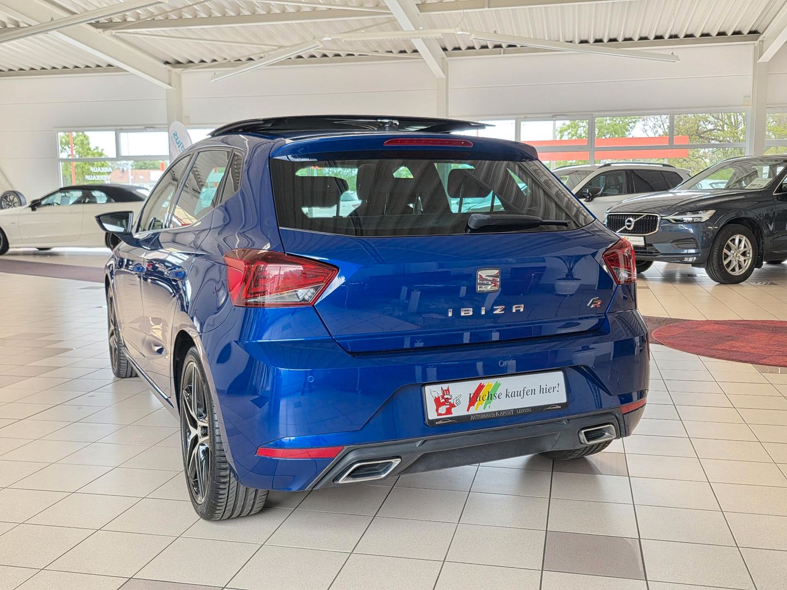 Fahrzeugabbildung SEAT 1.5 TSI FR DSG /Panorama/LED/Carplay/DAB/18"