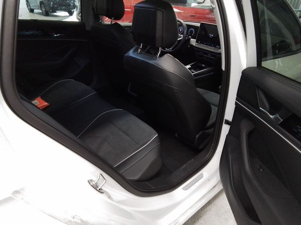 Volkswagen Passat Variant - Bild 9