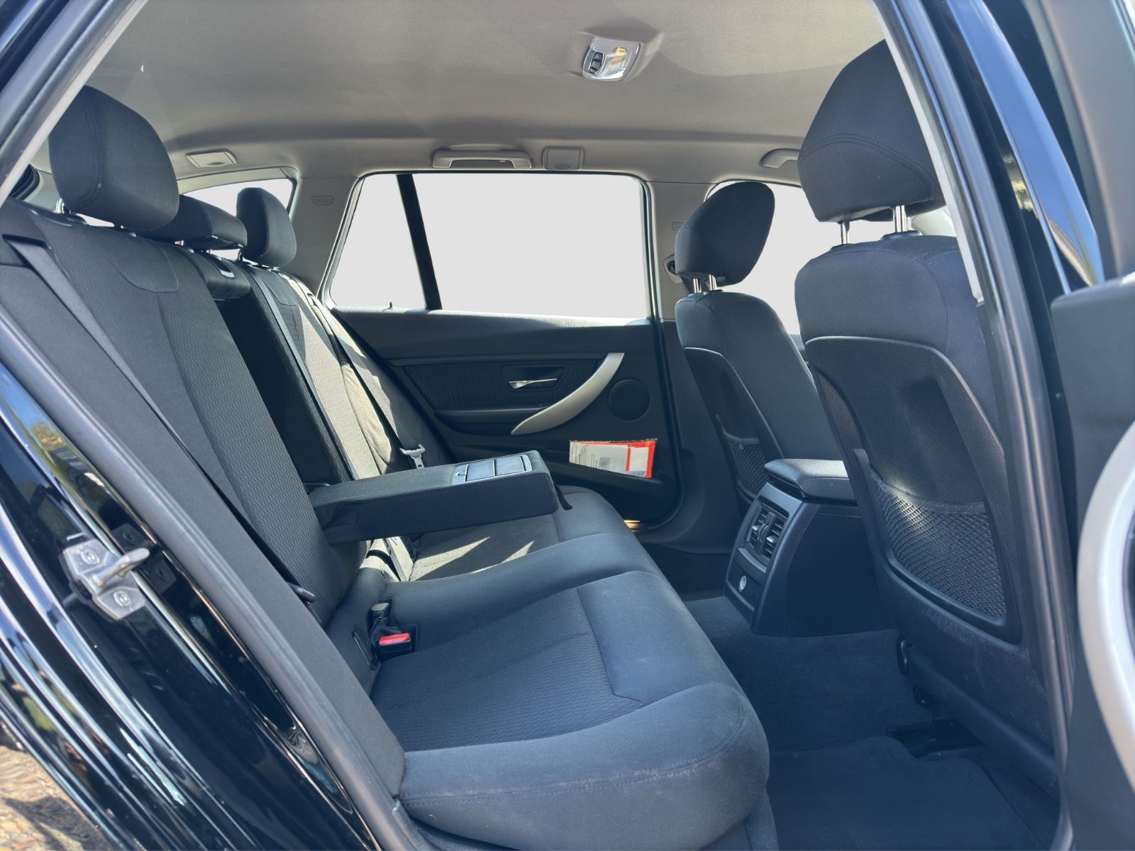 Fahrzeugabbildung BMW 316i Touring/Sitzheiz./Klimaauto./PDC/Tempomat