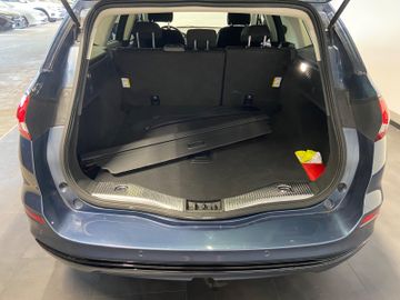 Ford Mondeo - 4