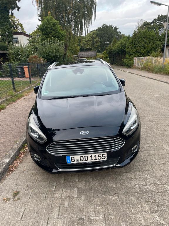 Image of Ford S-Max