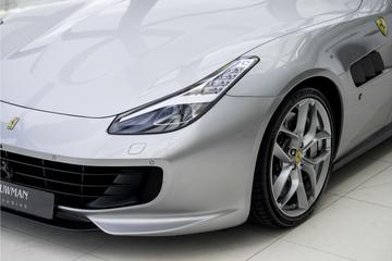 2017 Ferrari GTC4LUSSO — фото 8