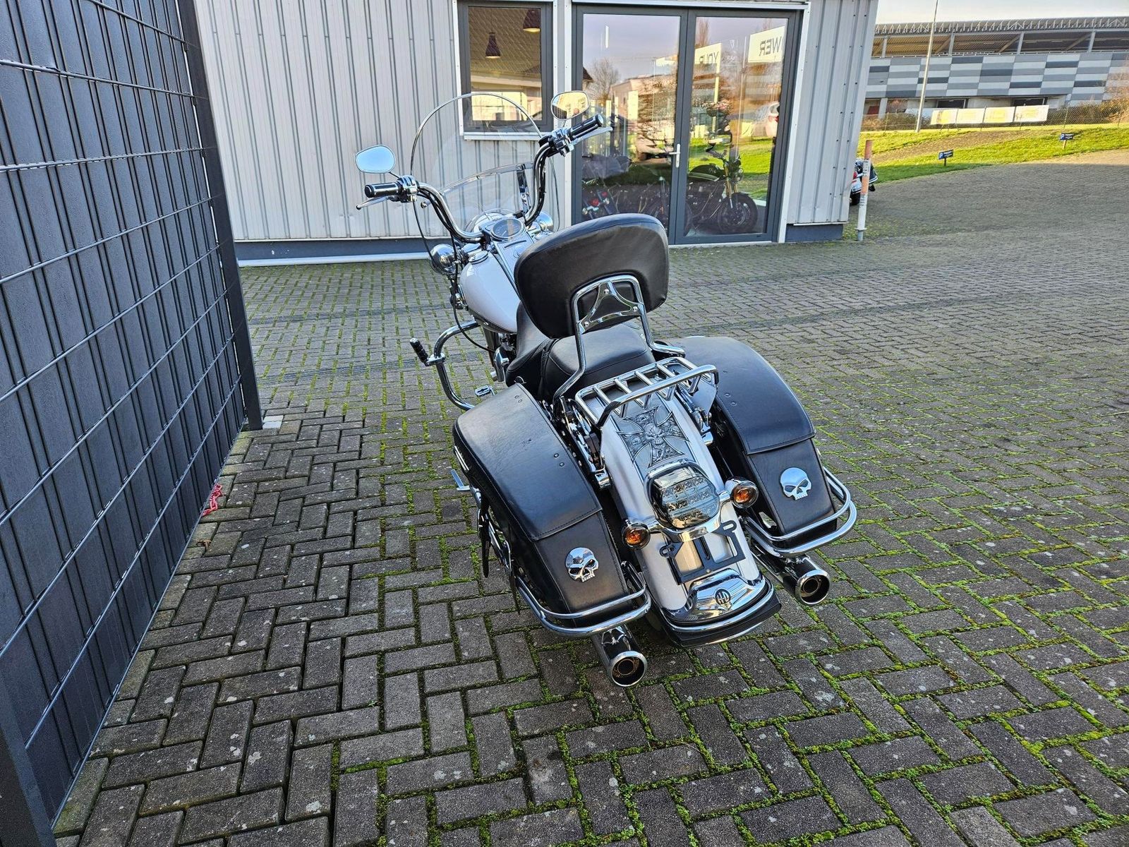 Fahrzeugabbildung Harley-Davidson Road King Classic FLHRC sofort Verfügbar