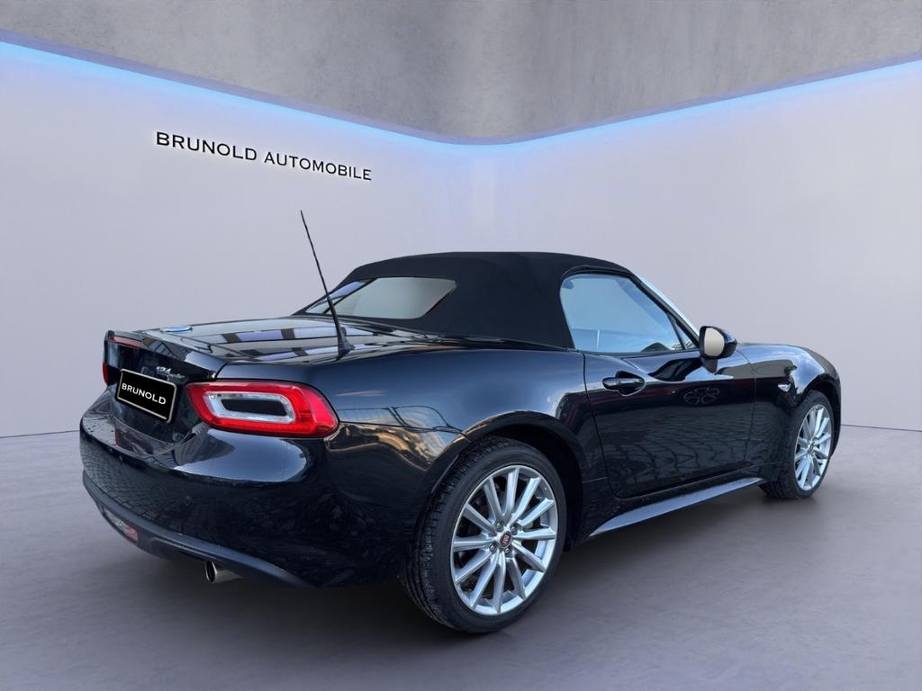 Fiat 124 Spider