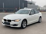BMW 320 i Lim. Automatik AHK PDC 2.Hand - gebrauchte BMW 320 aus dem Jahr 2014