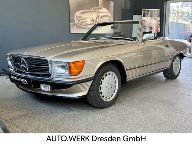 Mercedes-Benz SL 300 Cabrio*RAUCHSILBER*AUTOMATIK*SHZ*LEDER