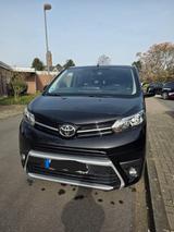 Toyota Proace Max Taxi & Mietwagen  - Toyota Proace Max mit Diesel-Antrieb: Automatik