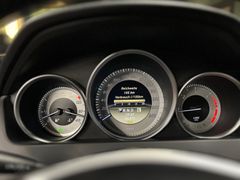 MERCEDES-BENZ C 220 T CDI / DESIGNO / HARMAN KARDON/ AUTOM./ MERCEDES-BENZ C 220 T CDI / DESIGNO / HARMAN KARDON/ AUTOM./