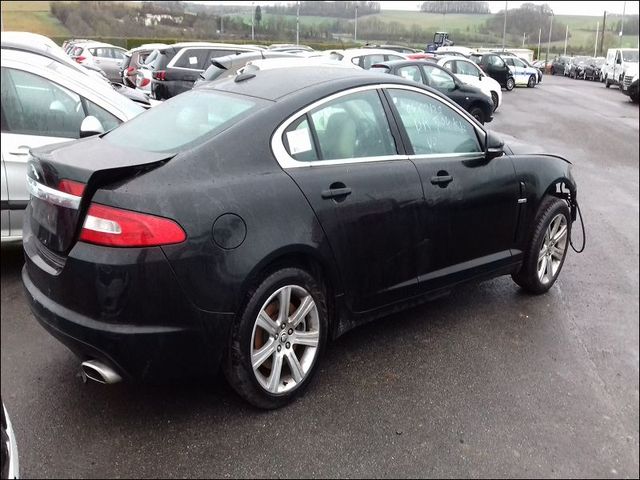 Jaguar XF 3.0 D V6