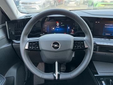 Fotografie des Opel Astra L Sports Tourer Electric Navi Kamera LED