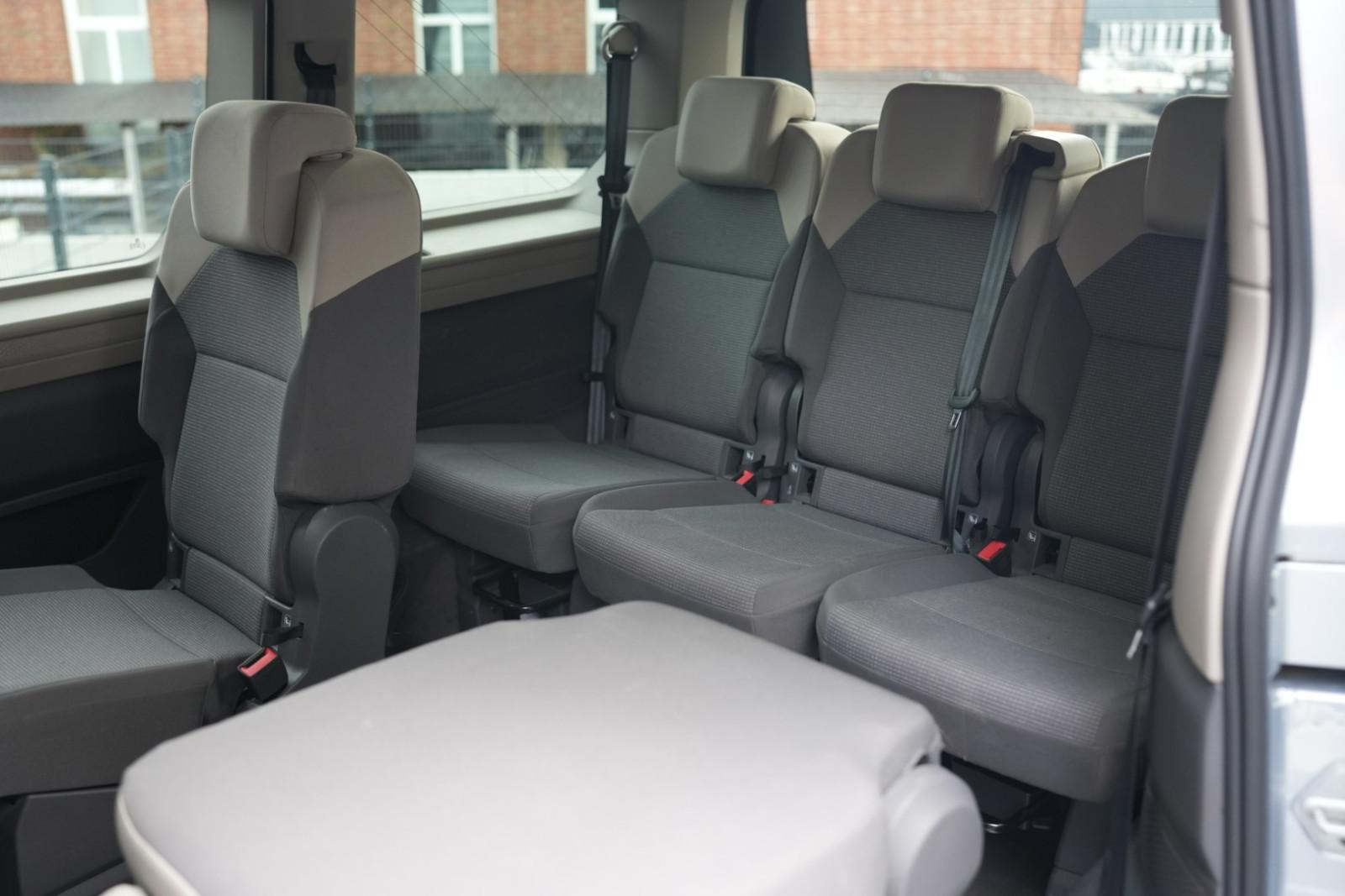 Volkswagen T7 Multivan 2.0 TDI lang*APPLE*DAB*7SITZER*1.HD*