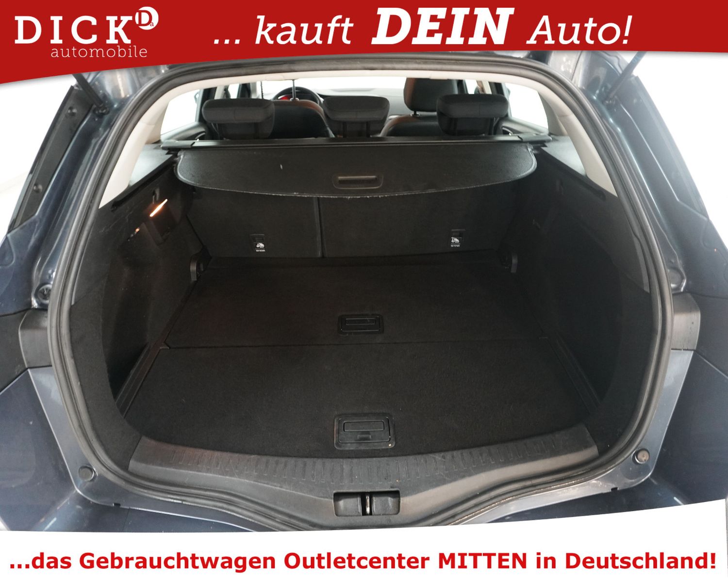 Fahrzeugabbildung Renault Megane Grandt 1.3 TCE Equilibre NAVI+LED+KEY+PDC
