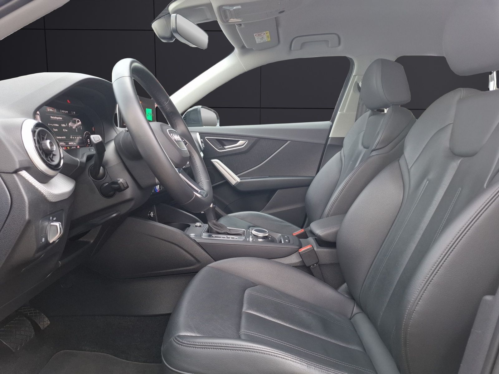 Fahrzeugabbildung Audi Q2 35 TFSI advanced S-tronic LED Navi AVC ACC RF