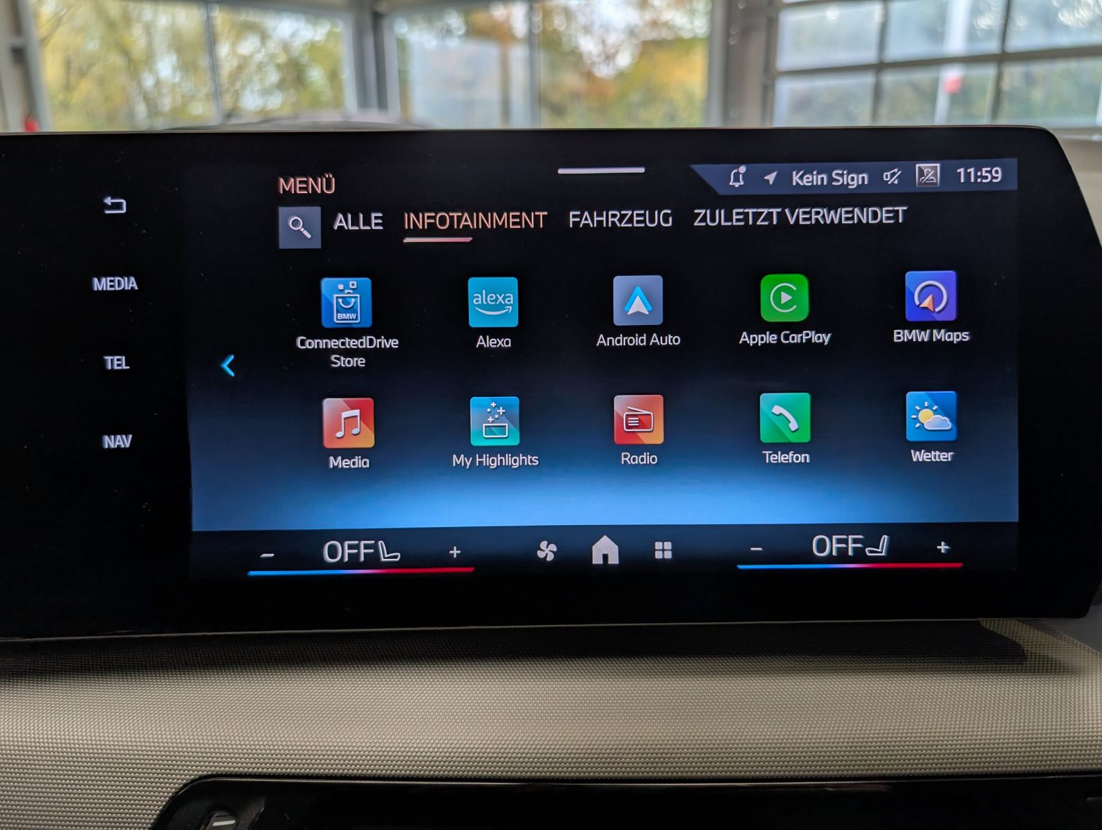 Fahrzeugabbildung BMW 218 Active Tourer i Travel-Pake LED Cam Pano AHK