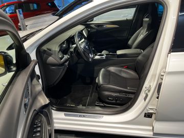 Bild 9 Opel Insignia | Grand Sport GSi 4x4 | Top-Ausstattung