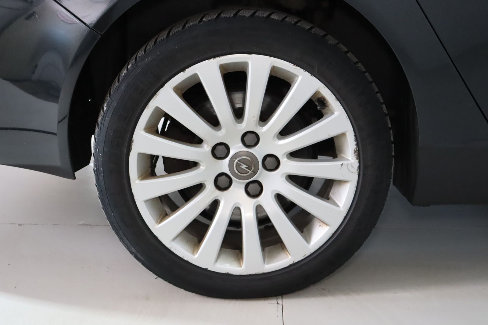 Fahrzeugabbildung Opel Insignia A Sports Tourer Innovation 4x4