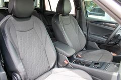 VW Tiguan 2.0 TDI/ IQ.DRIVE/ H&K/ MATRIX/ DISCOVER VW Tiguan 2.0 TDI/ IQ.DRIVE/ H&K/ MATRIX/ DISCOVER