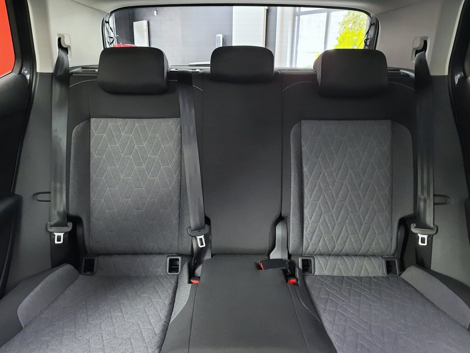 Fahrzeugabbildung Volkswagen T-Cross Move TSI *Navi*Sitzhzg*Einparkh*App-Con*