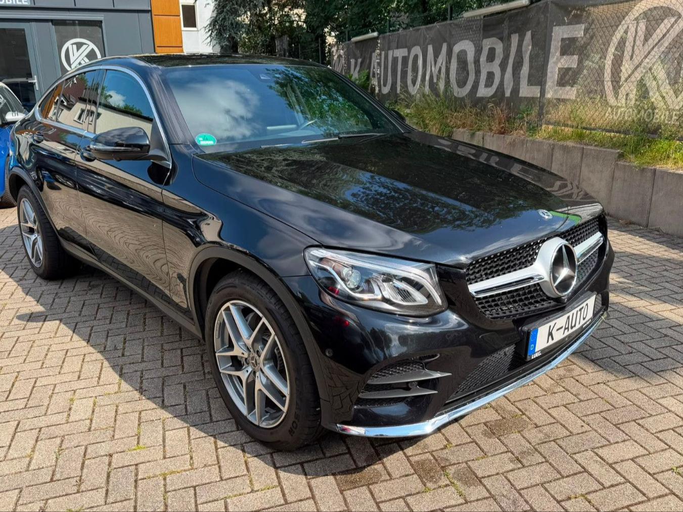 Mercedes-Benz GLC 250 Coupe AMG 4Matic Unfallfrei/360°