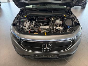 2022 Mercedes-BENZ EQA — фото 5