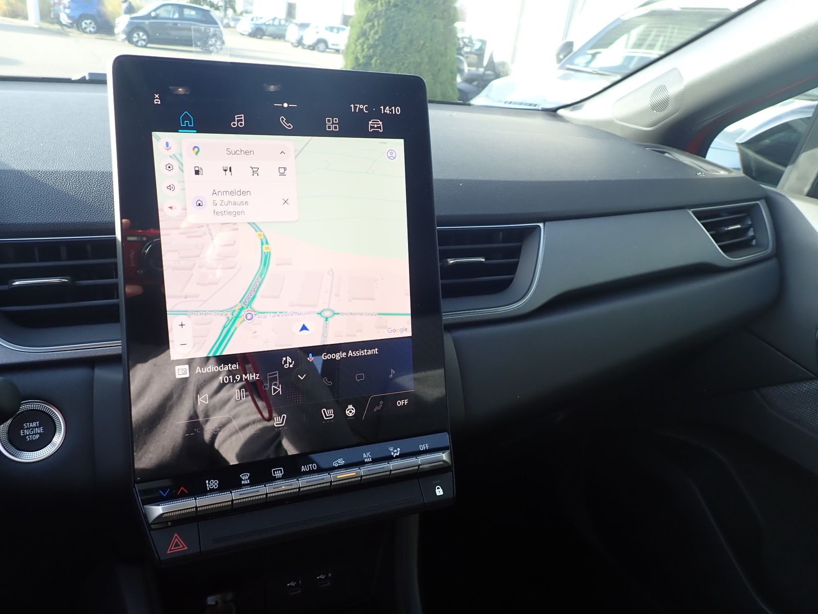 Fahrzeugabbildung Renault Captur KISS TCe 90