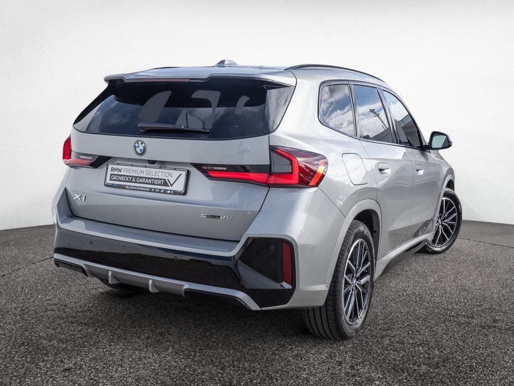 BMW X1 sDrive 18i M-Sport PANO AHK KAM LED SHZG foto 5