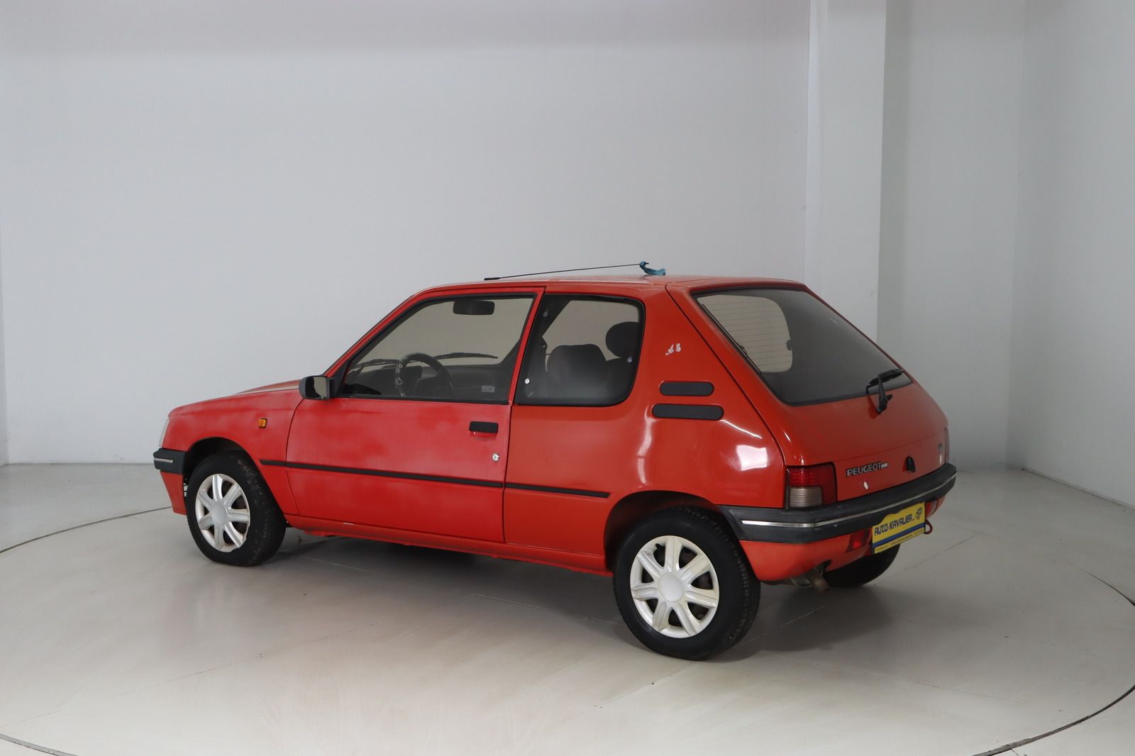 Fahrzeugabbildung Peugeot 205 Auto Forever * 1. Hand * wenig Kilometer