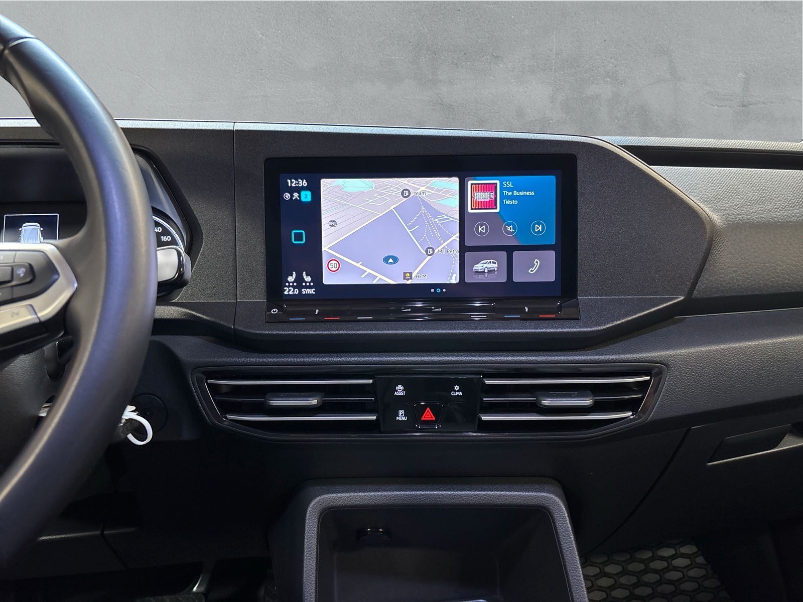 Fahrzeugabbildung Volkswagen Caddy Kombi Maxi 2.0 TDI Life PDC AppConnect SHZ