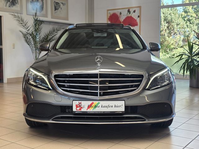 MERCEDES-BENZ C 300 — Foto 2