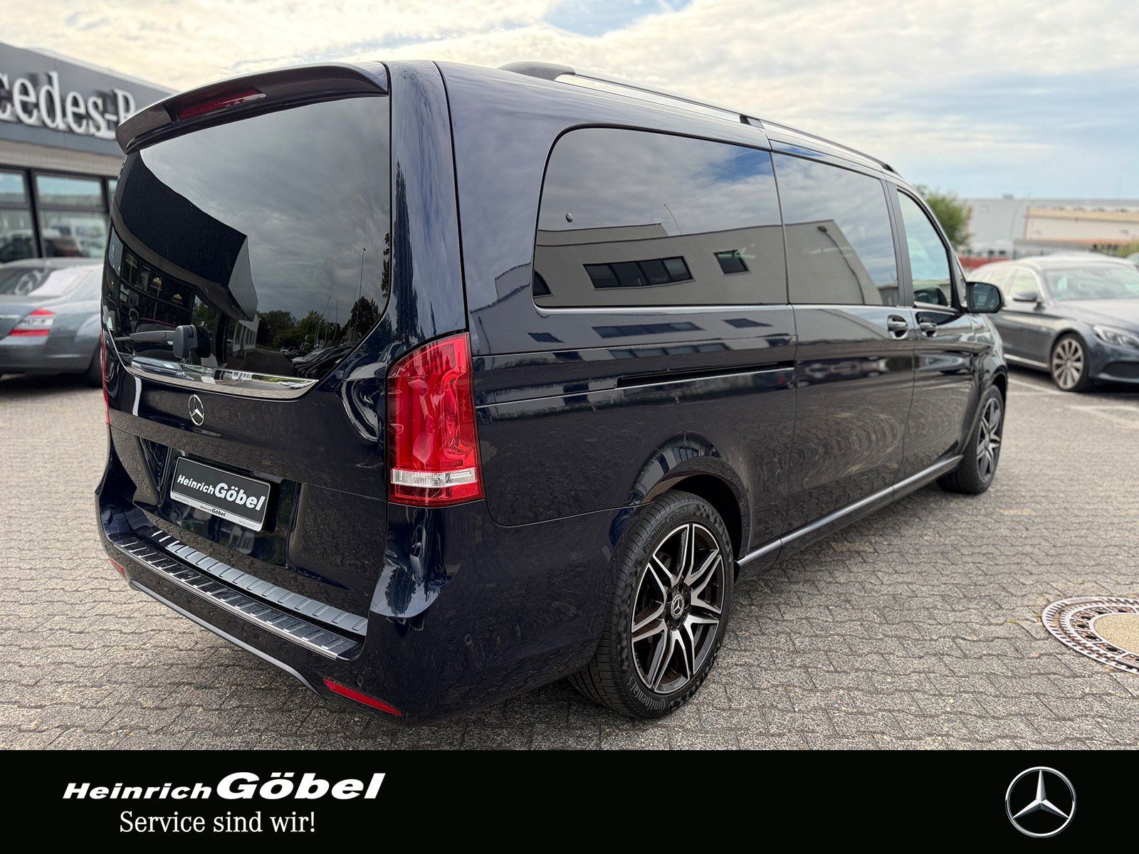 Fahrzeugabbildung Mercedes-Benz V 300 d Avantgarde Edition2020 4MA extralang