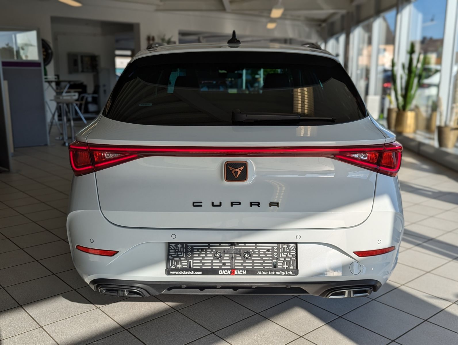 CUPRA Leon 1.5eTSI DSG Matrix Cam Vision+ Full Link - Image 6
