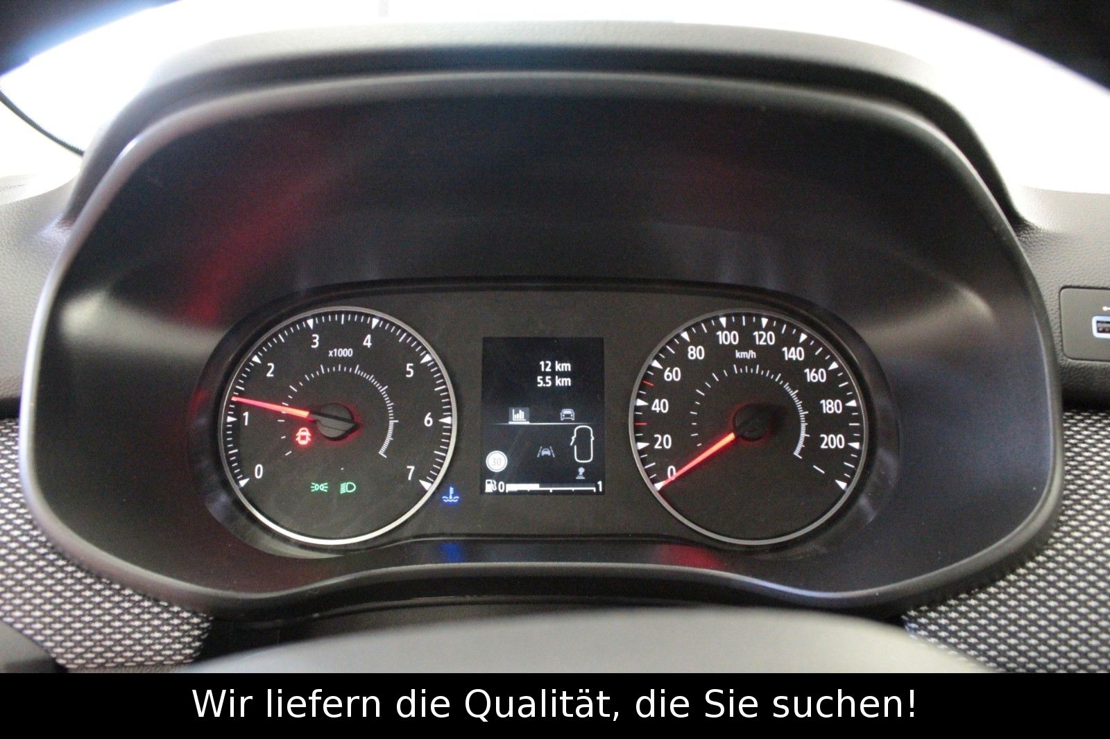 Fahrzeugabbildung Dacia Sandero Eco-G 100 Expression*Winterpaket*