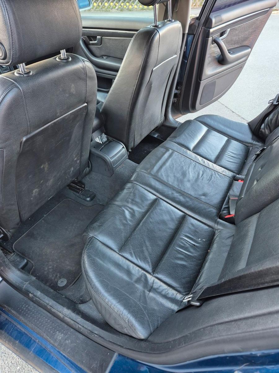 Audi A4 2004 — photo 10