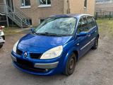 Renault RENAULT SCENIC 1.6 Mit TÜV - Renault Scenic