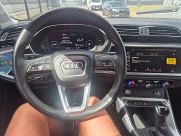 Audi Q3 - 10