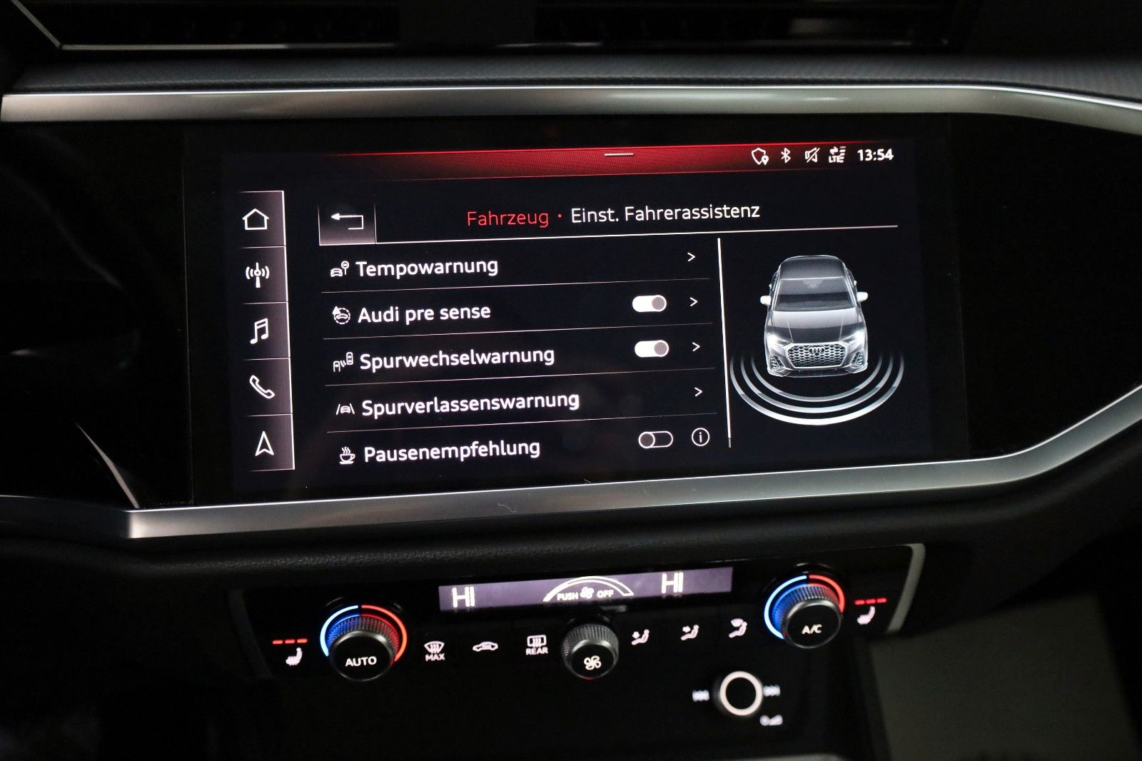 Fahrzeugabbildung Audi Q3 Sportback S line, Leder,Navi,LED,SH,Kamera