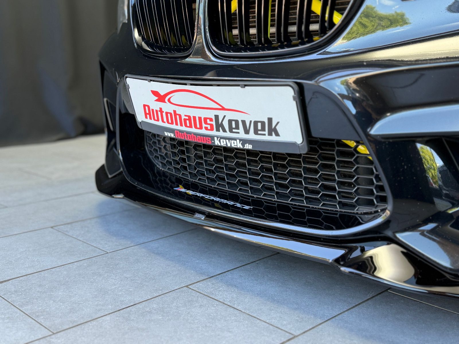 Fahrzeugabbildung BMW M2 Coupe |HJS|H/K|M-PERFORMANCE|H&R