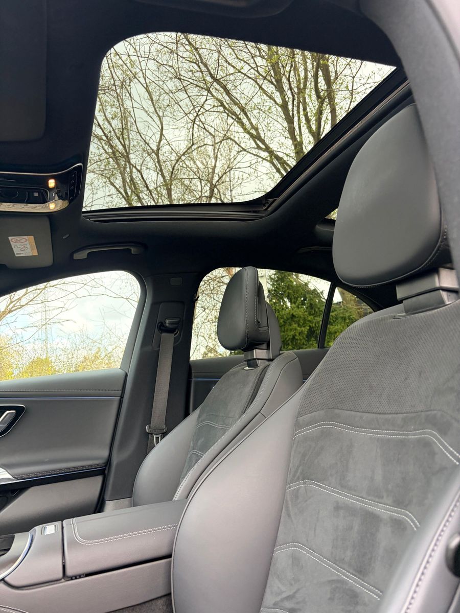 Fahrzeugabbildung Mercedes-Benz Limousine E 300 de 4Matic Edition AMG
