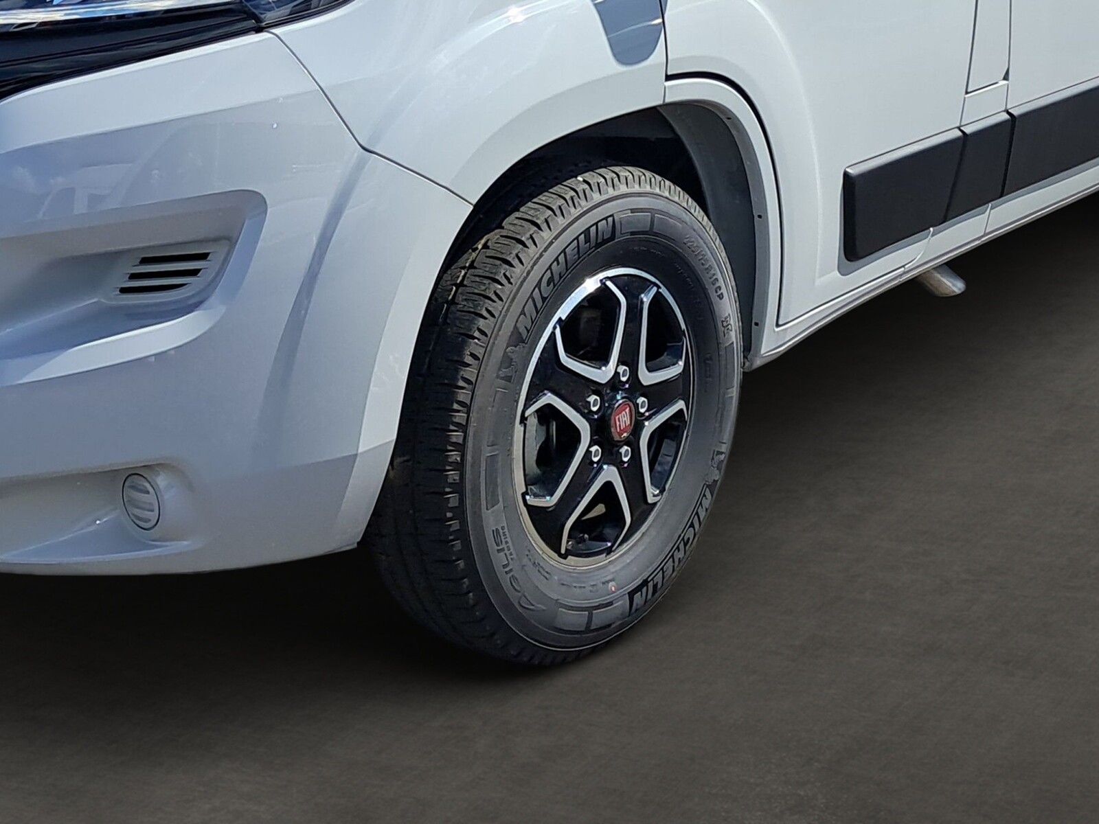 Fahrzeugabbildung Karmann Dexter 540 Automatik, Alu Felgen, Concept Paket