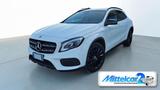 Mercedes-Benz MERCEDES-BENZ GLA 220 Automatic 4Matic Premium - Mercedes-Benz GLA-Class: Halbautomatik