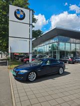 BMW 5er F10 520d Tiefseeblau Metallic Head Up Autom. - BMW aus 2010: 5er