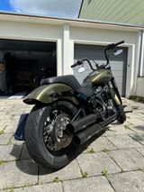 Harley-Davidson Street Bob - CHOPPER KARDAN