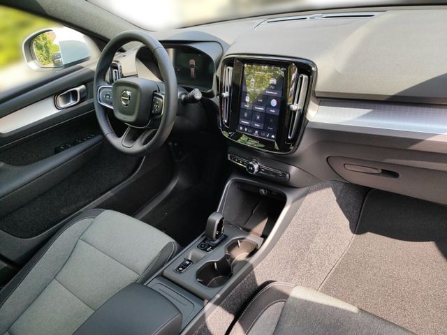 VOLVO XC 40 (Bild 19 von Array)