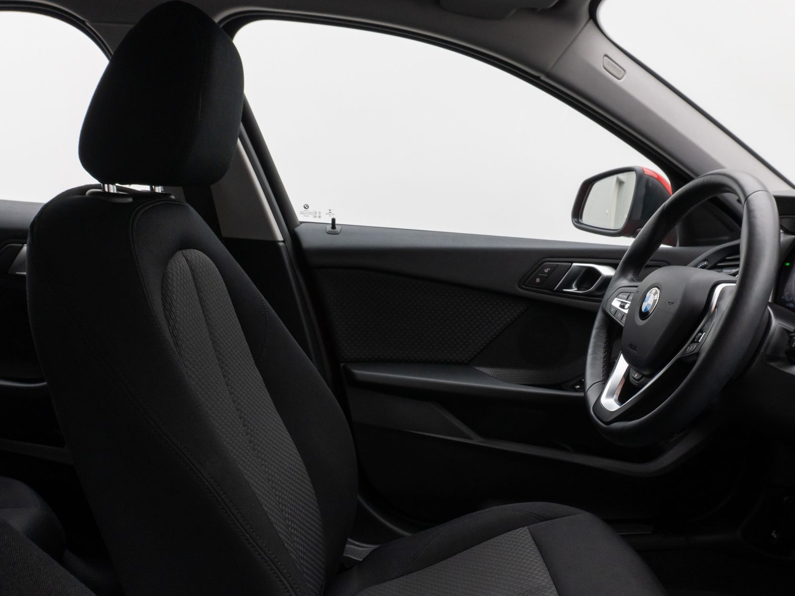 Fahrzeugabbildung BMW 118i GeschwindigReg Kamera DAB FernlichtAss LED