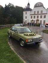 Mercedes-Benz Mercedes W123 200D - Mercedes-Benz 200: 200d W123